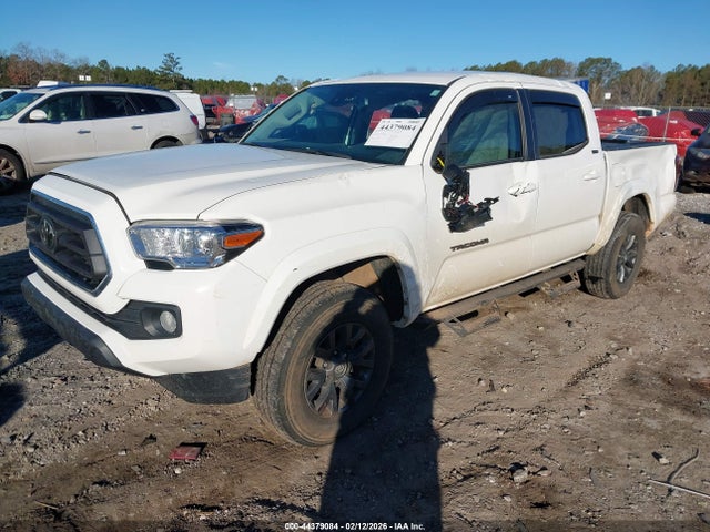 3TYCZ5AN0PT115896 Toyota Tacoma Sr5 V6