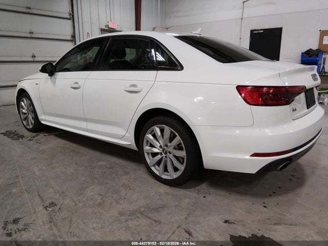 2017 AUDI A4 WAUDNAF44HN045733 Photo 2