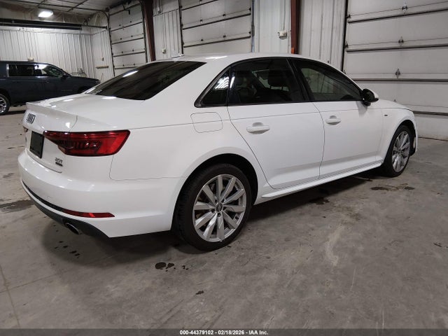 2017 AUDI A4 WAUDNAF44HN045733 Photo 3