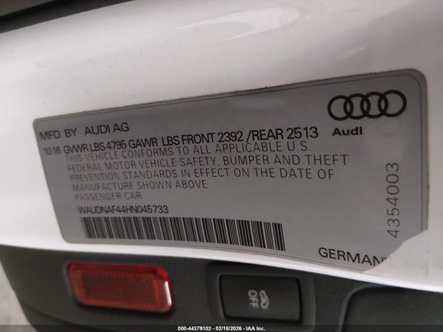 2017 AUDI A4 WAUDNAF44HN045733 Photo 8