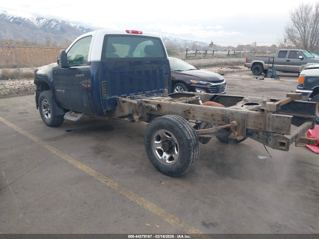 2010 GMC SIERRA 2500HD 1GD3KZBK2AF125022 Photo 2