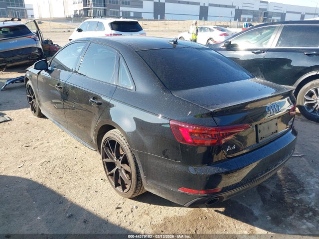 2018 AUDI A4 WAUENAF42JA151812 Photo 2