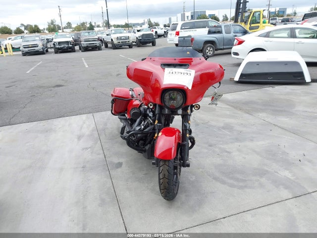 1HD1KRP27NB600616 Harley-Davidson FLHXS