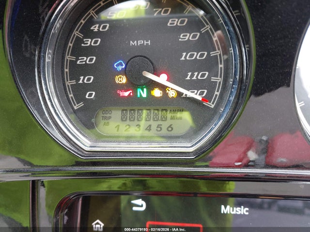 1HD1KRP27NB600616 Harley-Davidson FLHXS