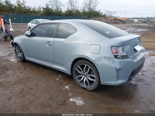 2015 SCION TC JTKJF5C79FJ009722 Photo 2