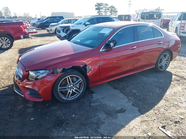 2019 MERCEDES-BENZ E 300 WDDZF4KB8KA489455 Photo 1