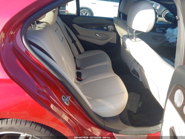 2019 MERCEDES-BENZ E 300 WDDZF4KB8KA489455 Photo 7
