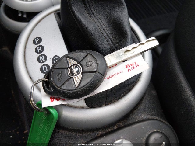 2006 MINI COOPER S WMWRE33536TJ36726 Photo 10