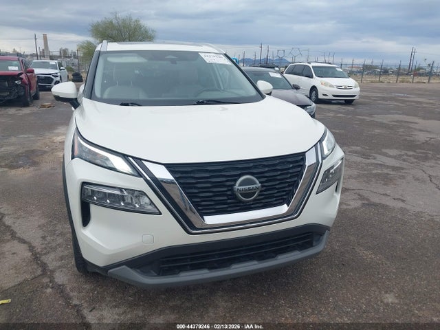 JN8AT3BAXMW006883 Nissan Rogue Sv Fwd