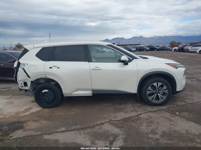 JN8AT3BAXMW006883 Nissan Rogue Sv Fwd
