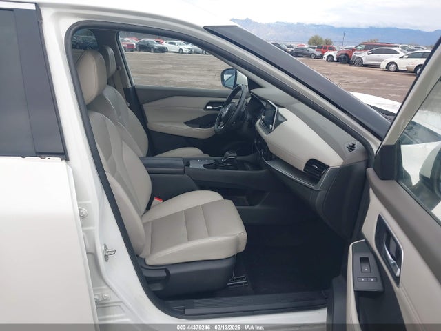 JN8AT3BAXMW006883 Nissan Rogue Sv Fwd
