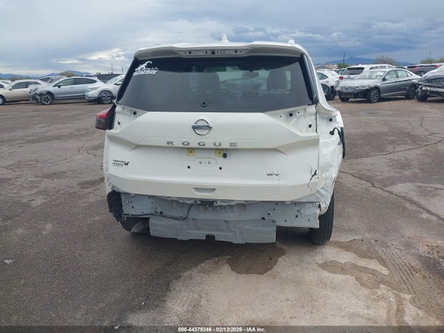 JN8AT3BAXMW006883 Nissan Rogue Sv Fwd