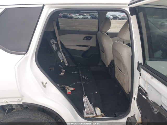 JN8AT3BAXMW006883 Nissan Rogue Sv Fwd