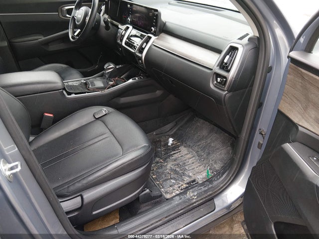 2022 KIA SORENTO 5XYRLDLC0NG086276 Photo 4