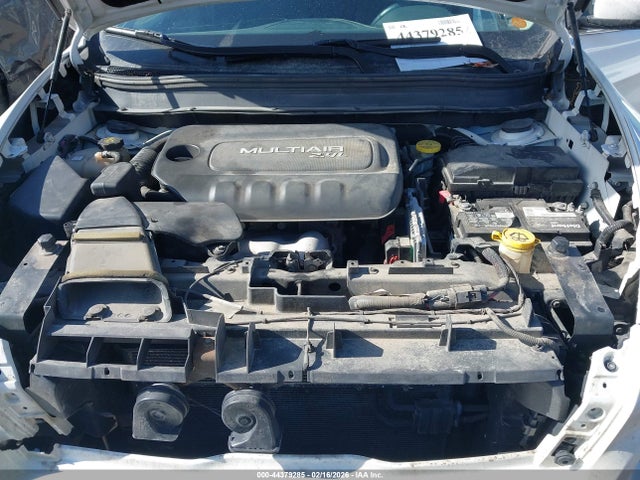 2016 Jeep Cherokee Latitude მანქანა იყიდება აუქციონზე, vin: 1C4PJMCB1GW117027, აუქციონის ნომერი: 44379285