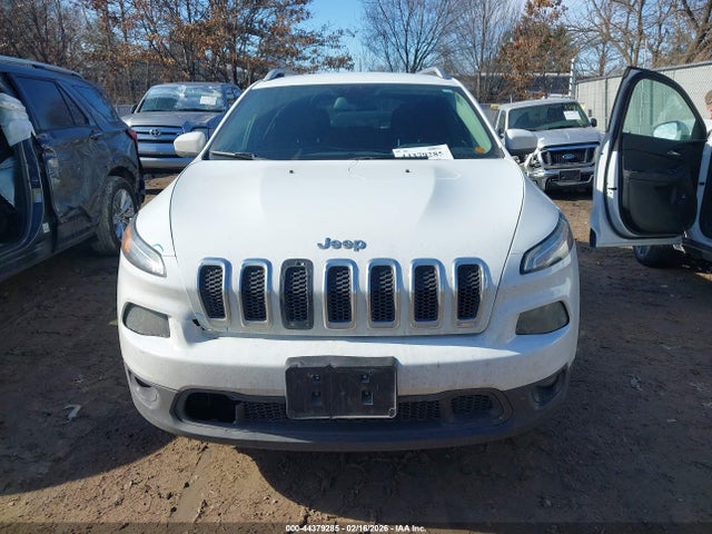 2016 Jeep Cherokee Latitude მანქანა იყიდება აუქციონზე, vin: 1C4PJMCB1GW117027, აუქციონის ნომერი: 44379285
