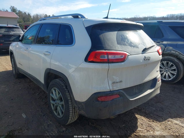 2016 Jeep Cherokee Latitude მანქანა იყიდება აუქციონზე, vin: 1C4PJMCB1GW117027, აუქციონის ნომერი: 44379285