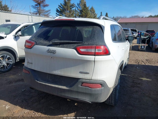 2016 Jeep Cherokee Latitude მანქანა იყიდება აუქციონზე, vin: 1C4PJMCB1GW117027, აუქციონის ნომერი: 44379285