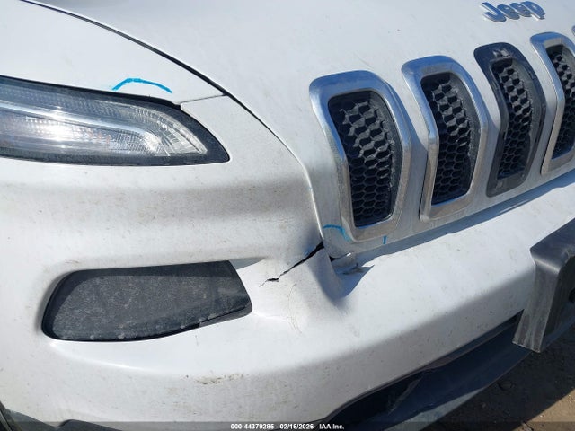 2016 Jeep Cherokee Latitude მანქანა იყიდება აუქციონზე, vin: 1C4PJMCB1GW117027, აუქციონის ნომერი: 44379285