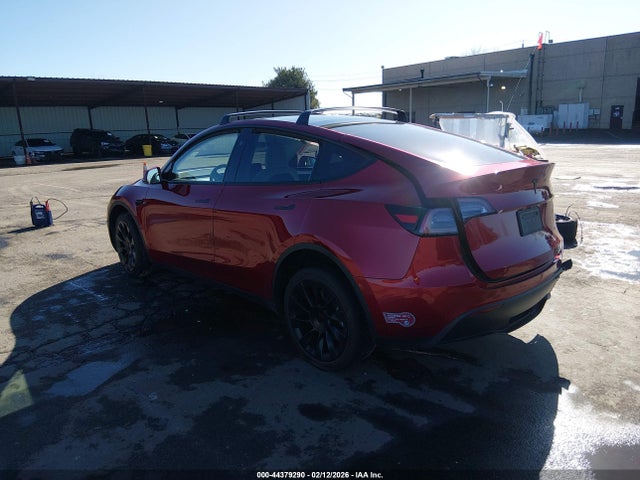 44379290 :رقم المزاد ، 7SAYGAEE8RF109896 vin ، 2024 Tesla Model Y Long Range Dual Motor All-wheel Drive مزاد بيع