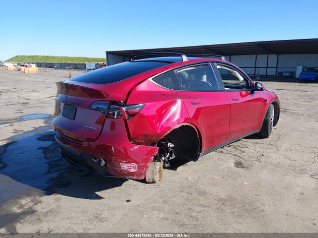 44379290 :رقم المزاد ، 7SAYGAEE8RF109896 vin ، 2024 Tesla Model Y Long Range Dual Motor All-wheel Drive مزاد بيع