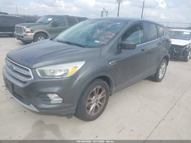 1FMCU0GD5HUB79193 Ford ESCAPE SE