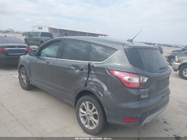 1FMCU0GD5HUB79193 Ford ESCAPE SE