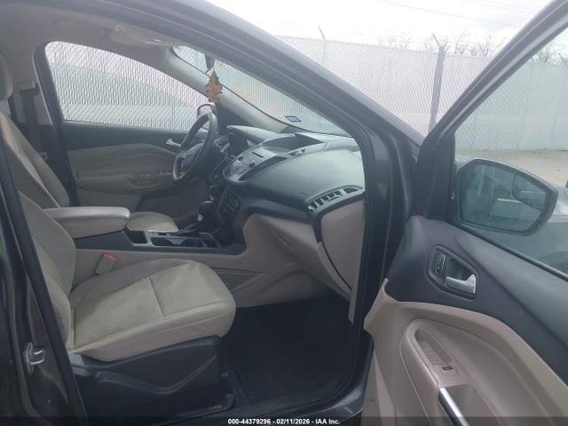 1FMCU0GD5HUB79193 Ford ESCAPE SE