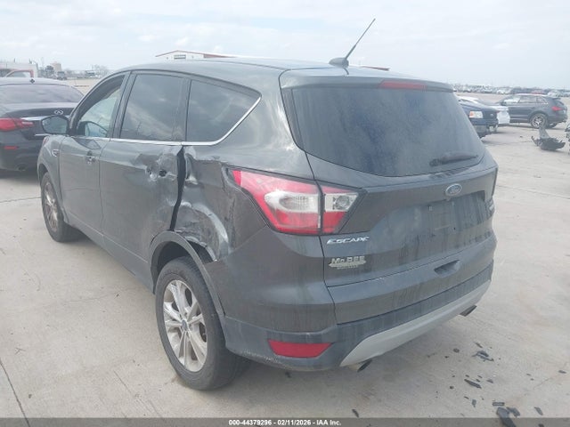 1FMCU0GD5HUB79193 Ford ESCAPE SE