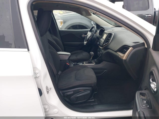 Продаж на аукціоні авто 2015 Jeep Cherokee Latitude, vin: 1C4PJMCB8FW787270, номер лоту: 44379306