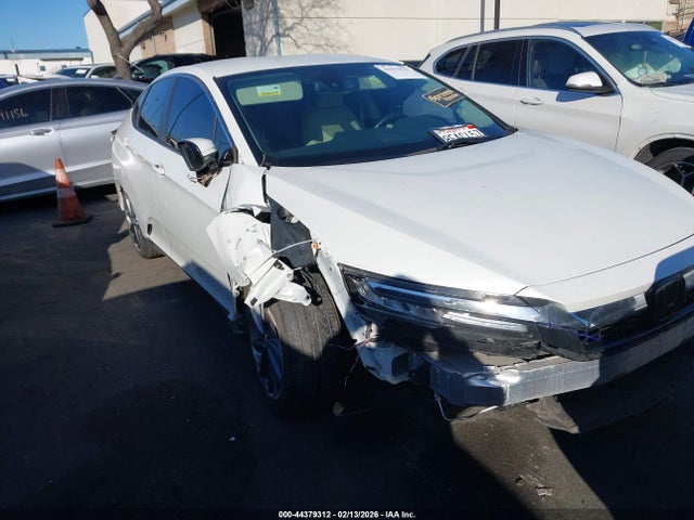 JHMZC5F34JC009389 Honda Clarity Plug-in Hybrid Touring