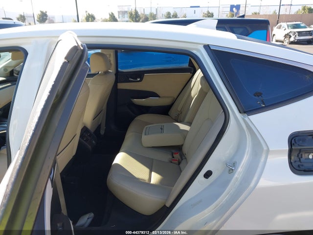JHMZC5F34JC009389 Honda Clarity Plug-in Hybrid Touring