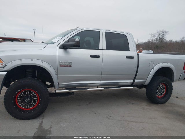44379313 :رقم المزاد ، 3C6UR5CJ2FG502061 vin ، 2015 Ram 2500 مزاد بيع