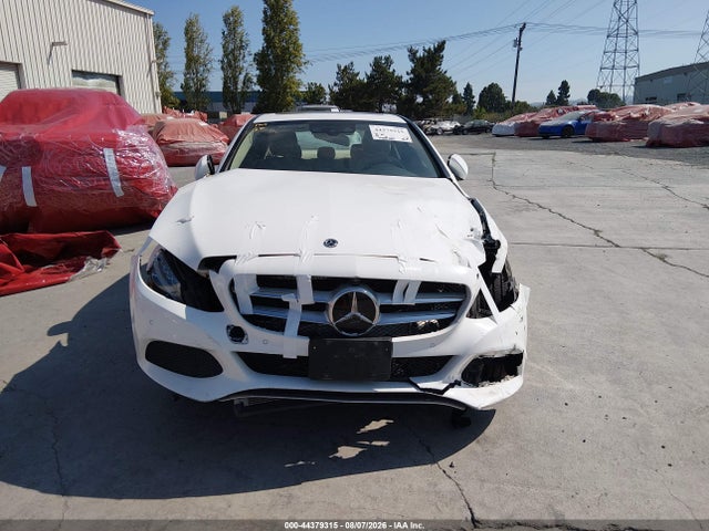 Продаж на аукціоні авто 2018 Mercedes-benz C 350e, vin: 55SWF4HB1JU272144, номер лоту: 44379315