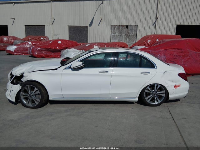 Продаж на аукціоні авто 2018 Mercedes-benz C 350e, vin: 55SWF4HB1JU272144, номер лоту: 44379315