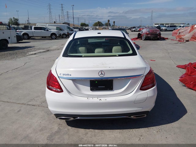 Продаж на аукціоні авто 2018 Mercedes-benz C 350e, vin: 55SWF4HB1JU272144, номер лоту: 44379315