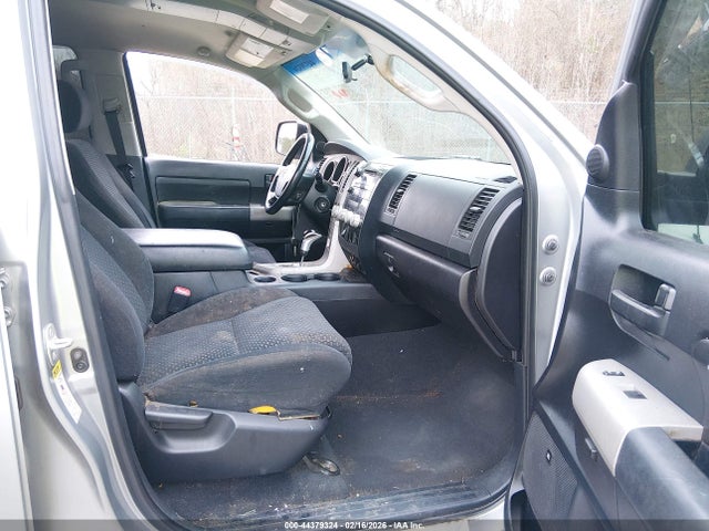 2007 Toyota Tundra Sr5 5.7l V8 მანქანა იყიდება აუქციონზე, vin: 5TBEV54137S460132, აუქციონის ნომერი: 44379324