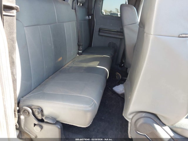 Ford F-550 Chassis Xl 2014 1FD0X5HT2EEA04872 Image 8