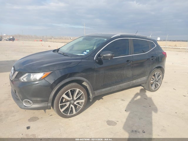 JN1BJ1CP3HW016547 Nissan Rogue Sport Sl