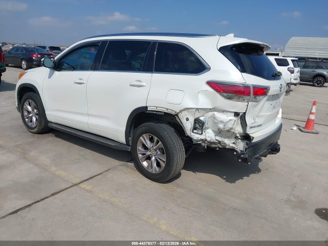 5TDKKRFH0FS093600 Toyota Highlander Xle V6