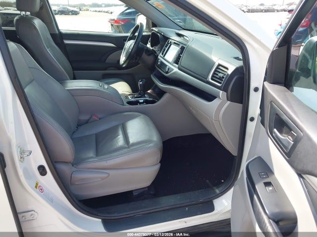 5TDKKRFH0FS093600 Toyota Highlander Xle V6