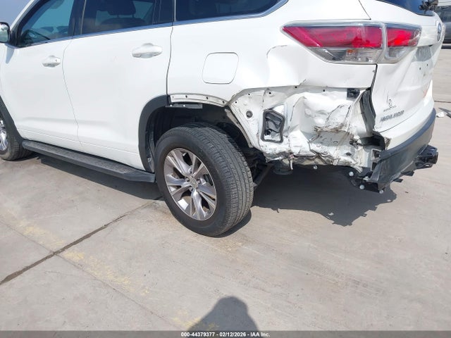 5TDKKRFH0FS093600 Toyota Highlander Xle V6