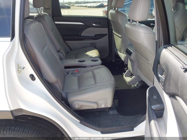 5TDKKRFH0FS093600 Toyota Highlander Xle V6