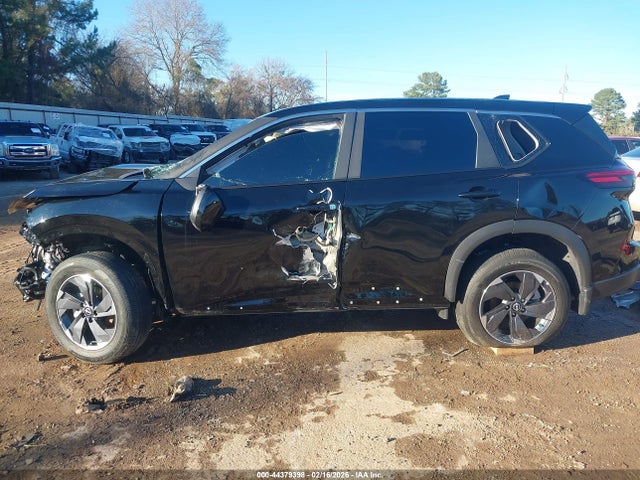 5N1BT3BA4SC862562 Nissan Rogue Sv Fwd