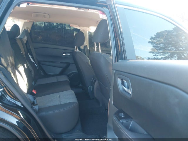 5N1BT3BA4SC862562 Nissan Rogue Sv Fwd