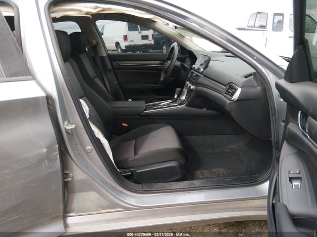 1HGCV1F17LA088727 Honda ACCORD LX