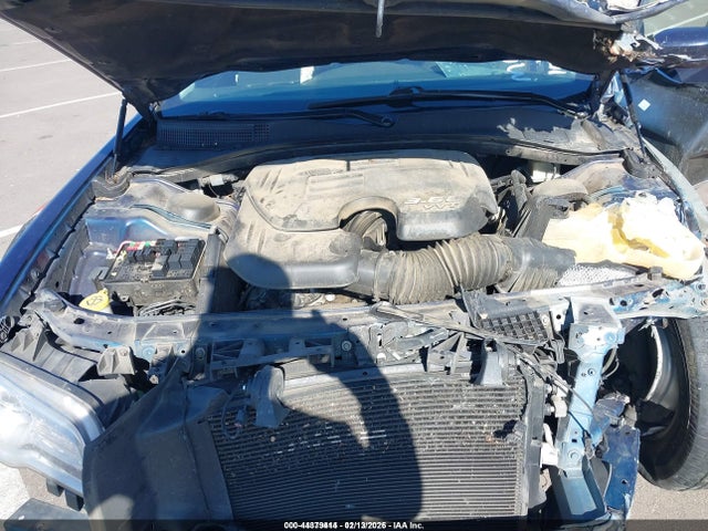 44379414 :رقم المزاد ، 2C3CCAAG3GH216554 vin ، 2016 Chrysler 300 Limited مزاد بيع