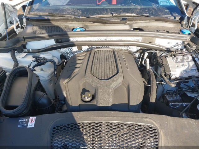 Aukcja sprzedaży 2025 Porsche Macan T, vin: WP1AA2A59SLB10102, numer aukcji: 44379426