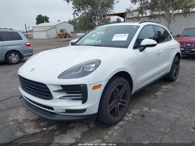 Porsche Macan 2021 WP1AA2A52MLB09490 Image 2