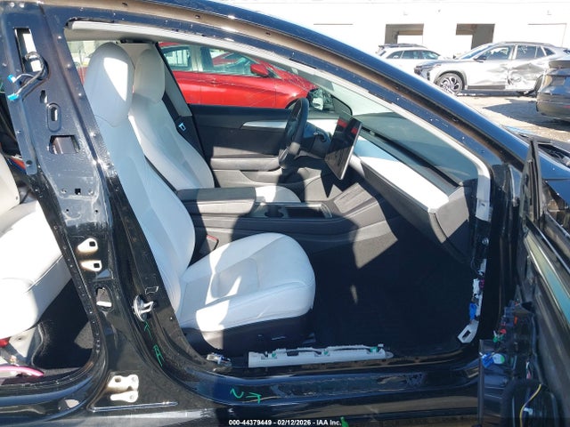 Продажа на аукционе авто 2022 Tesla Model 3 Long Range Dual Motor All-wheel Drive, vin: 5YJ3E1EB2NF152871, номер лота: 44379449